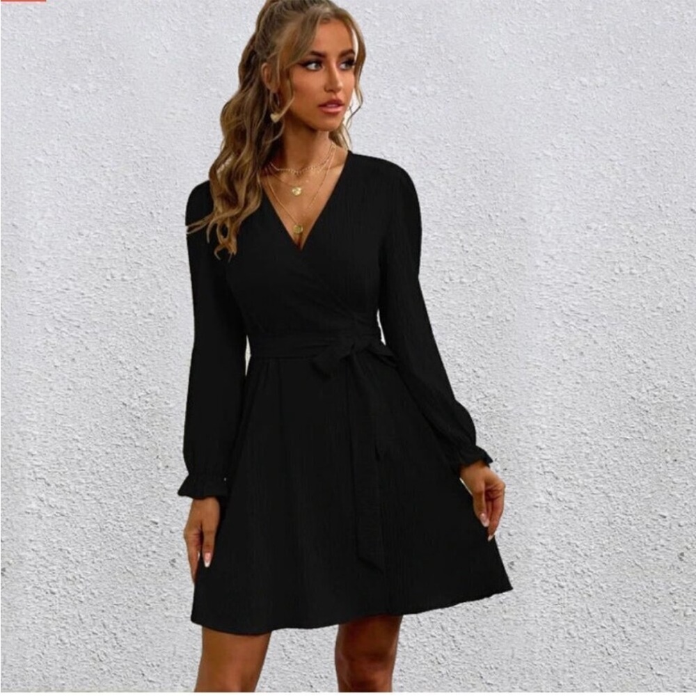 DO+BE Faux Wrap  Mini Dress Womens Small Black Long Sleeve